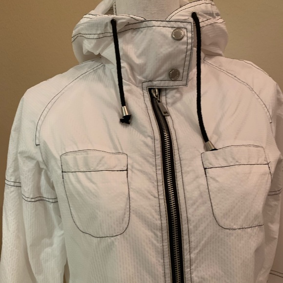 Indigo Saints White Windbreaker S NWT - Picture 2 of 6